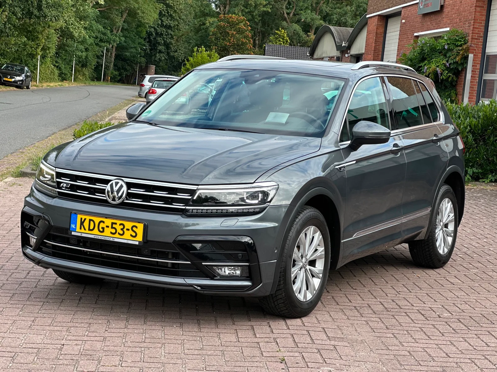 Volkswagen Tiguan (2019) — foto 1