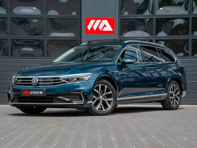 Volkswagen Passat (2020) — foto 1