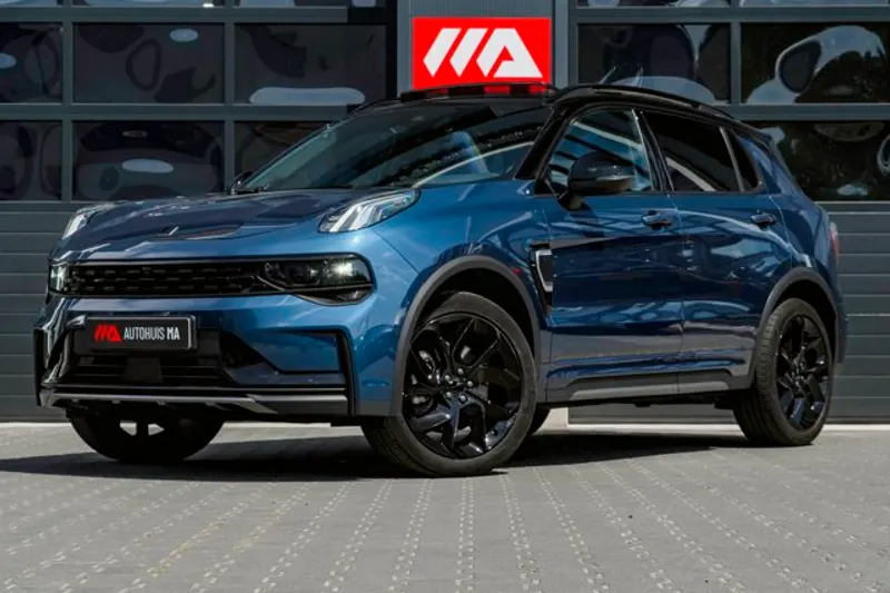 Lynk & Co 01 (2023)