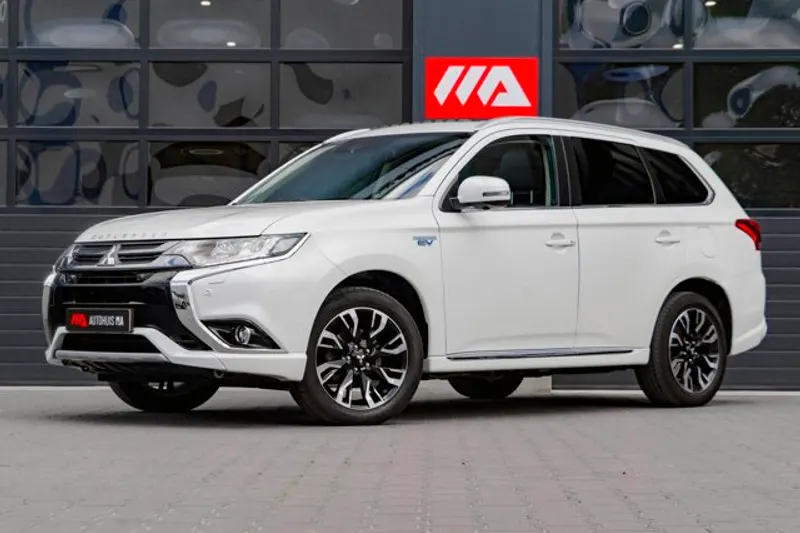 Mitsubishi Outlander (2018)