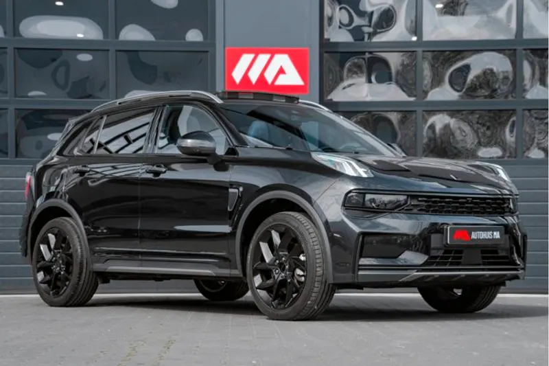 Lynk & Co 01 (2023)