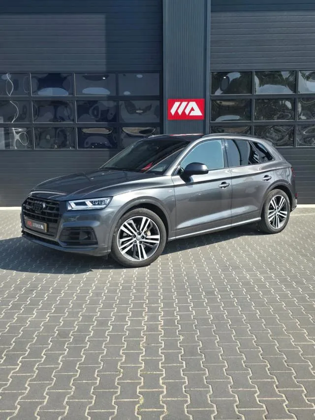 Audi Q5 (2020) — foto 1