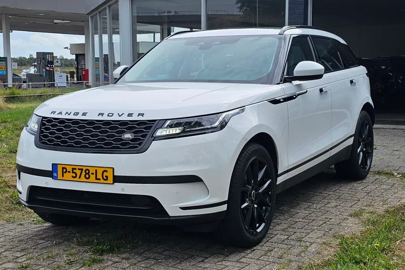 Land Rover Range Rover Velar (2022)