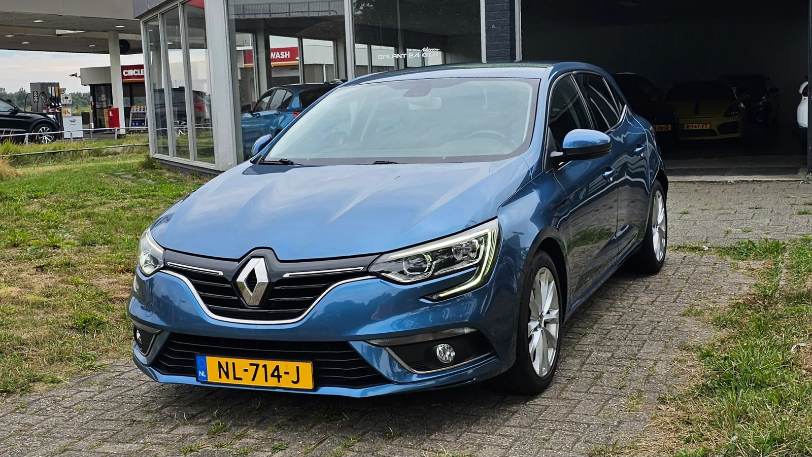 Renault Mégane (2017) — foto 1
