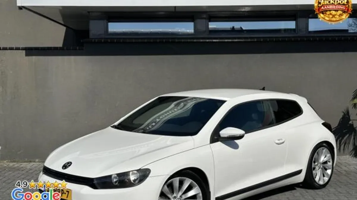 Volkswagen Scirocco (2009) — foto 1