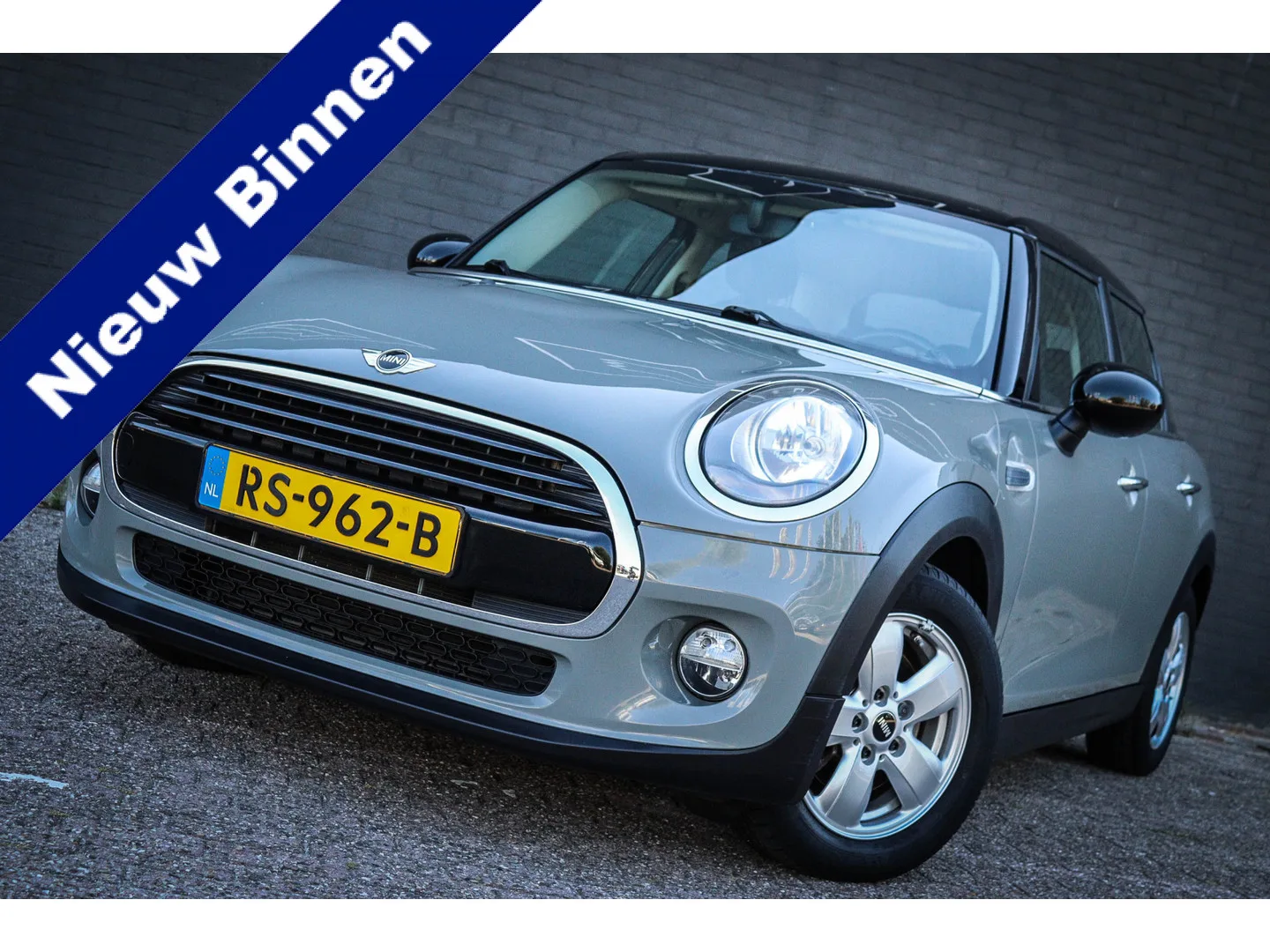 MINI Cooper (2018) — foto 1