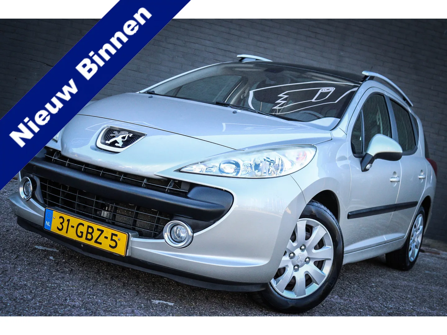 Peugeot 207 (2008) — foto 1