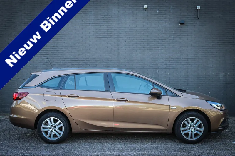Opel Astra (2017)