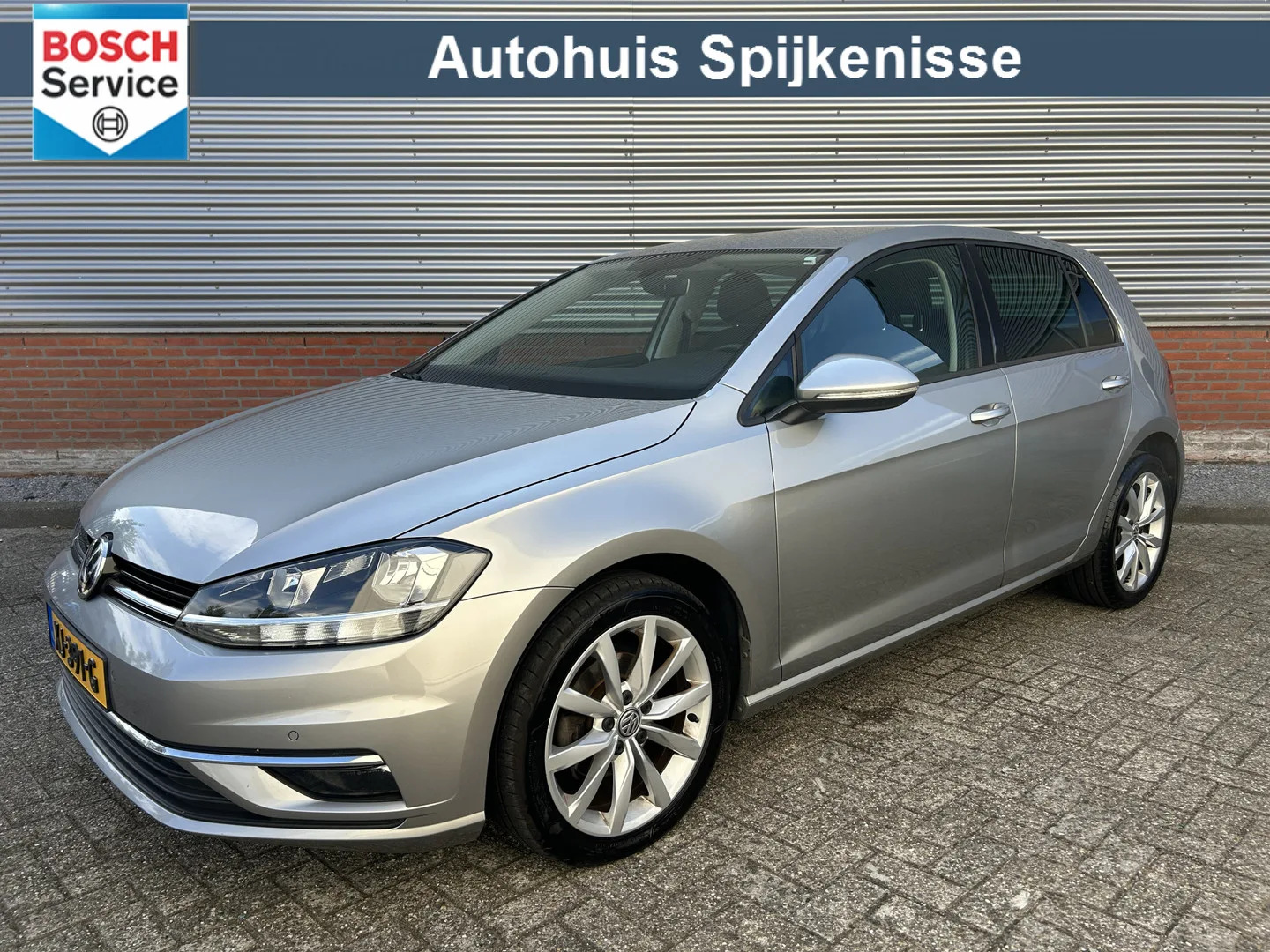 Volkswagen Golf (2019) — foto 1