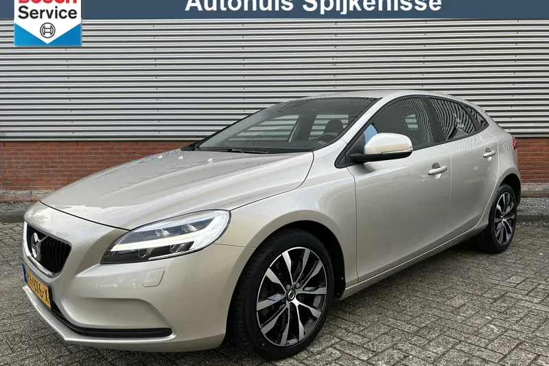 Volvo V40 (2017)