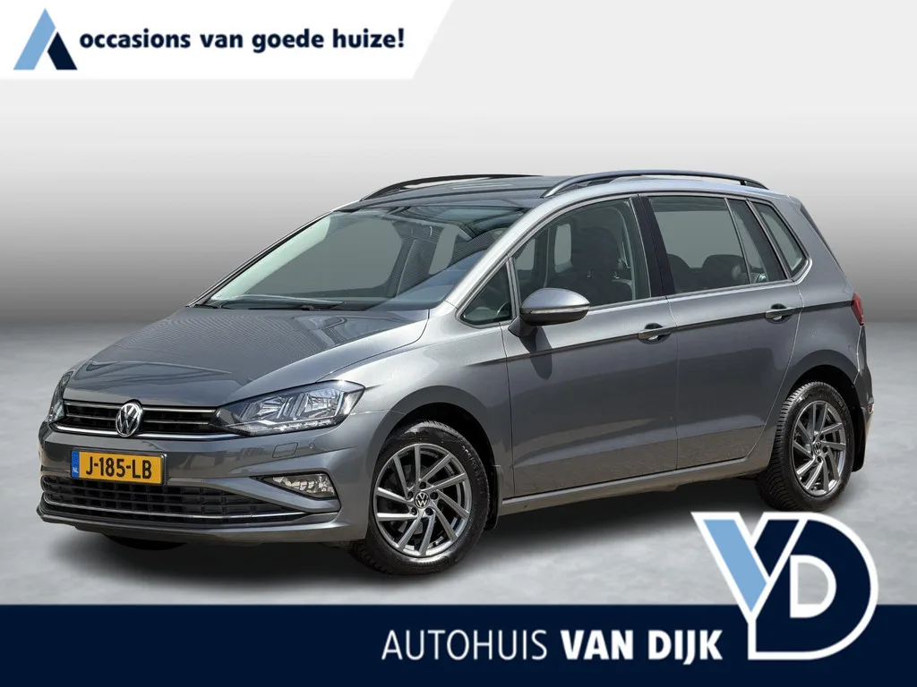 Volkswagen Golf (2019) — foto 1
