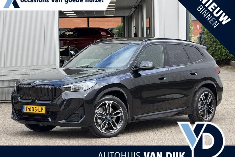 BMW iX1 (2022)