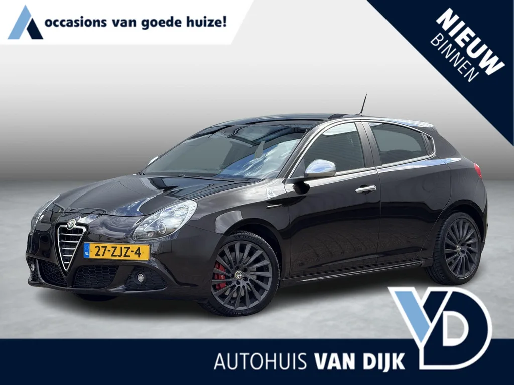 Alfa Romeo Giulietta (2012) — foto 1