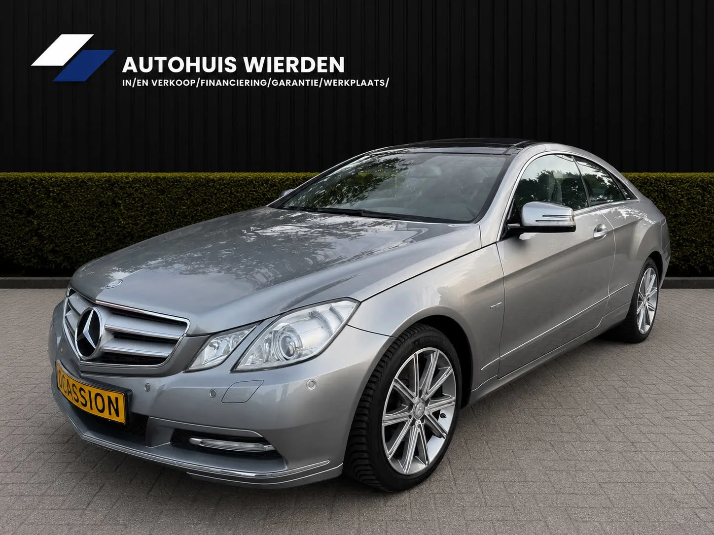 Mercedes-Benz E-Klasse (2011) — foto 1