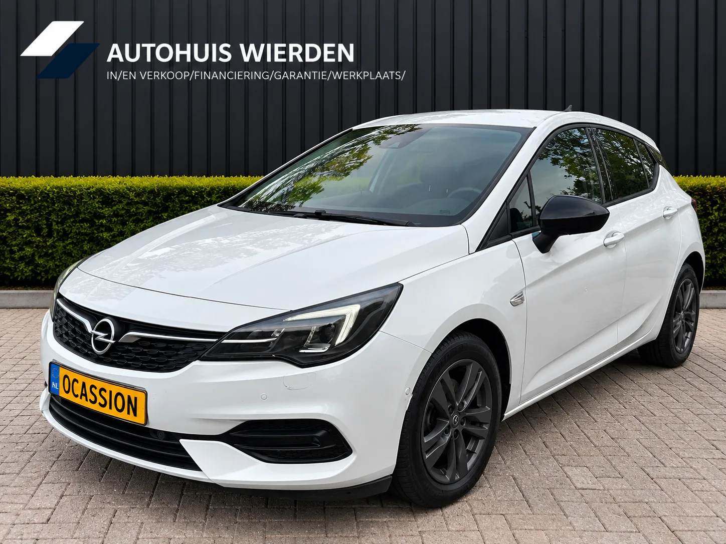 Opel Astra (2020) — foto 1