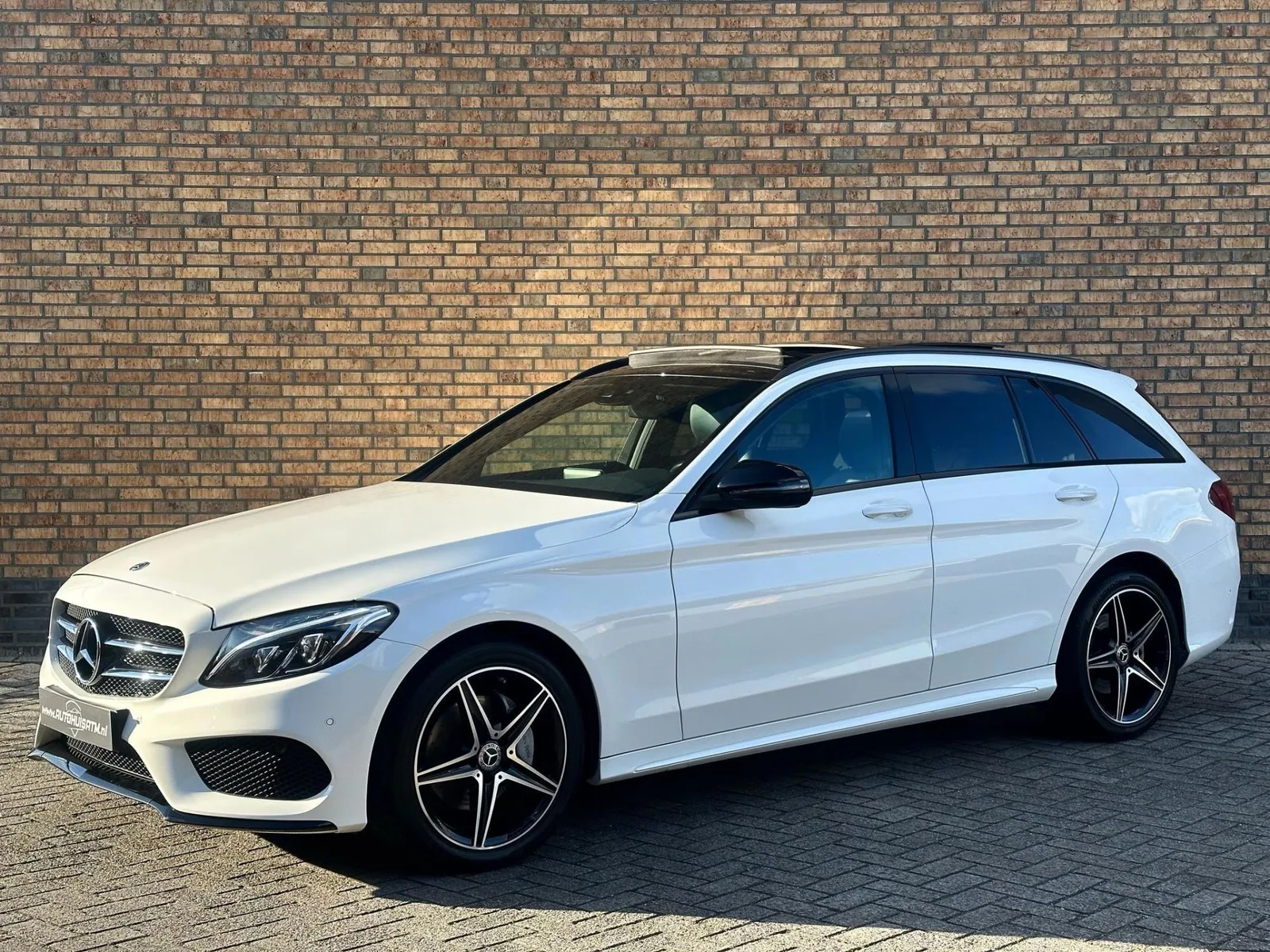 Mercedes-Benz C-Klasse (2017) — foto 1