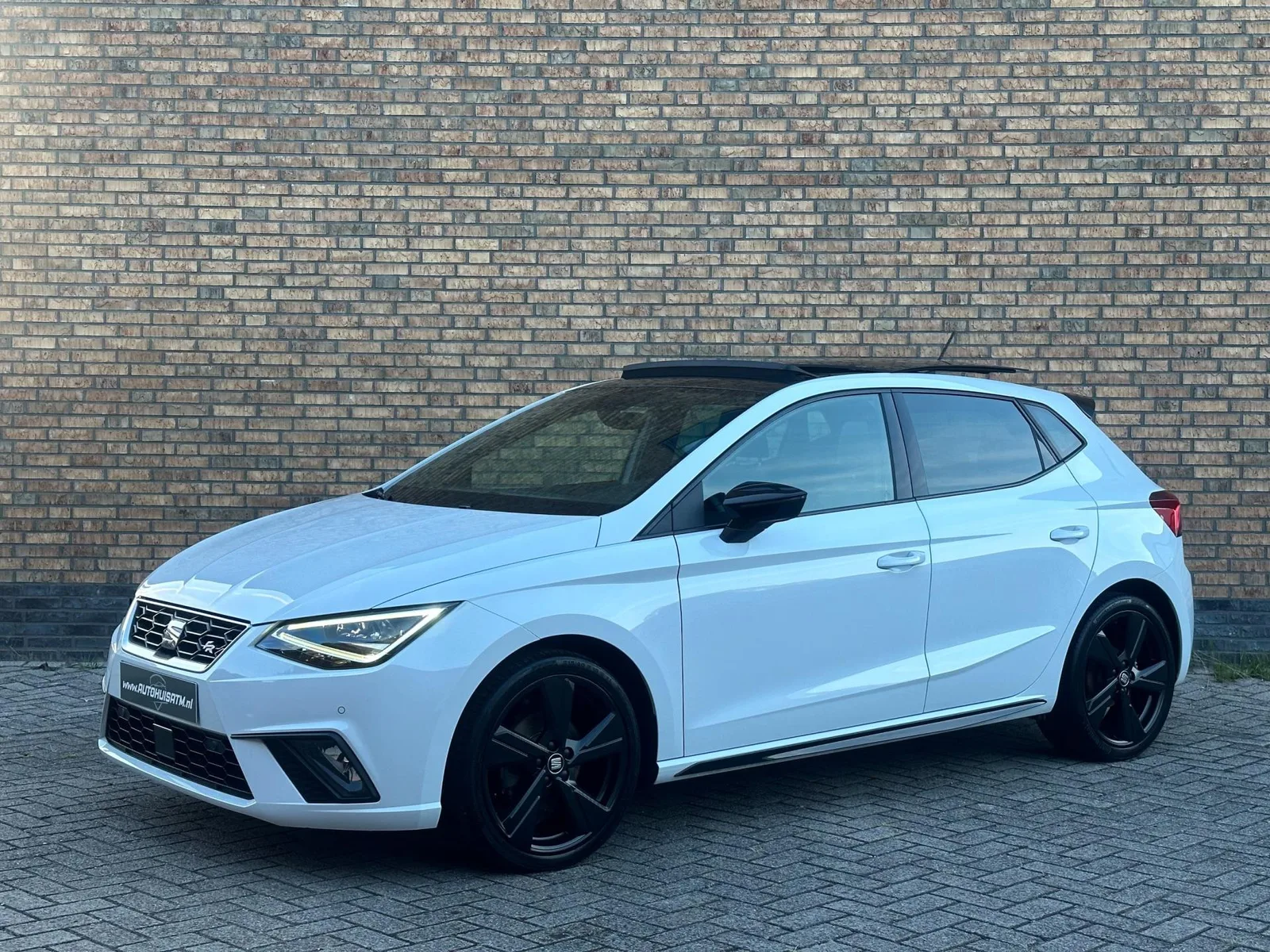SEAT Ibiza (2019) — foto 1