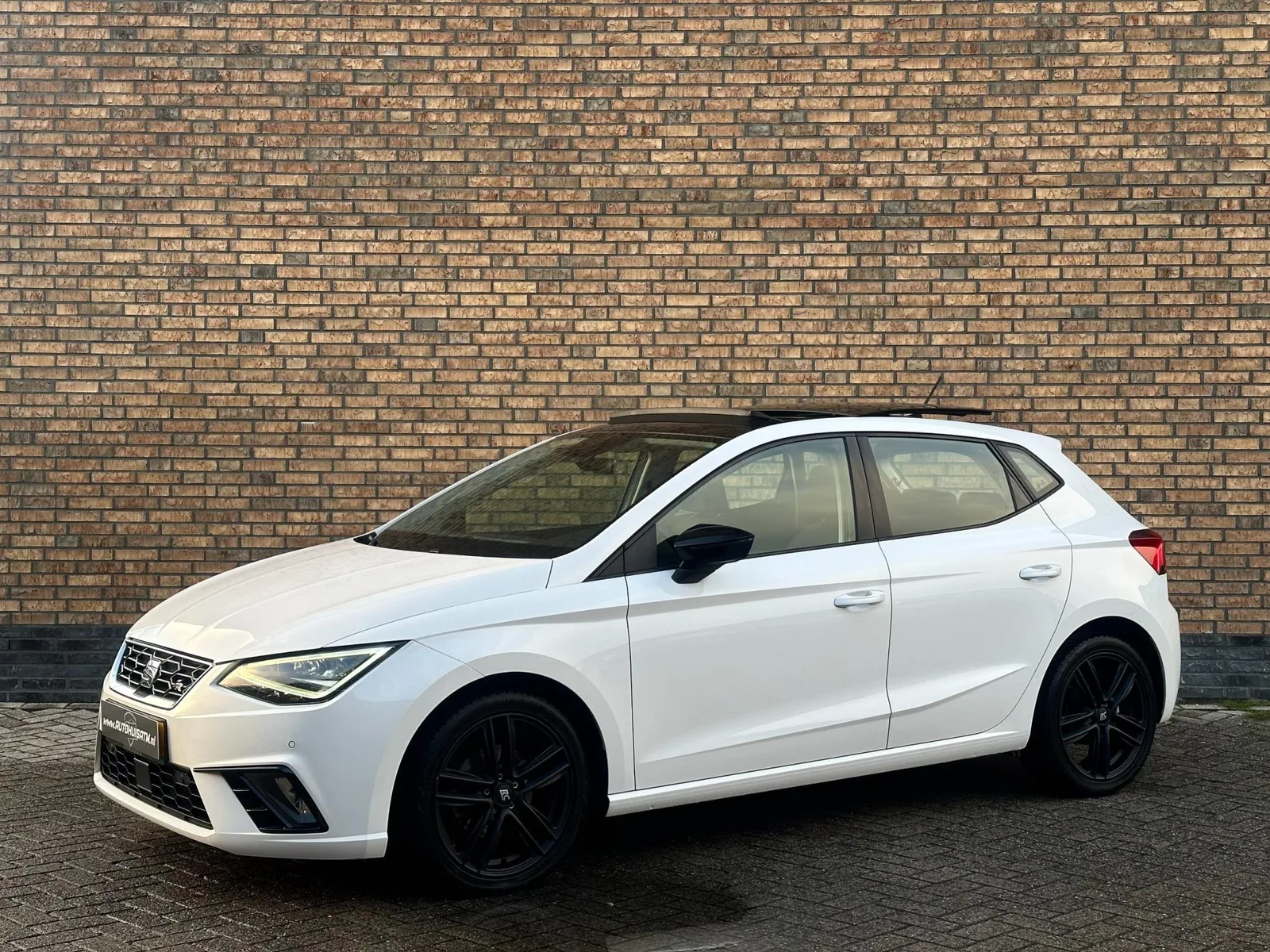 SEAT Ibiza (2018) — foto 1