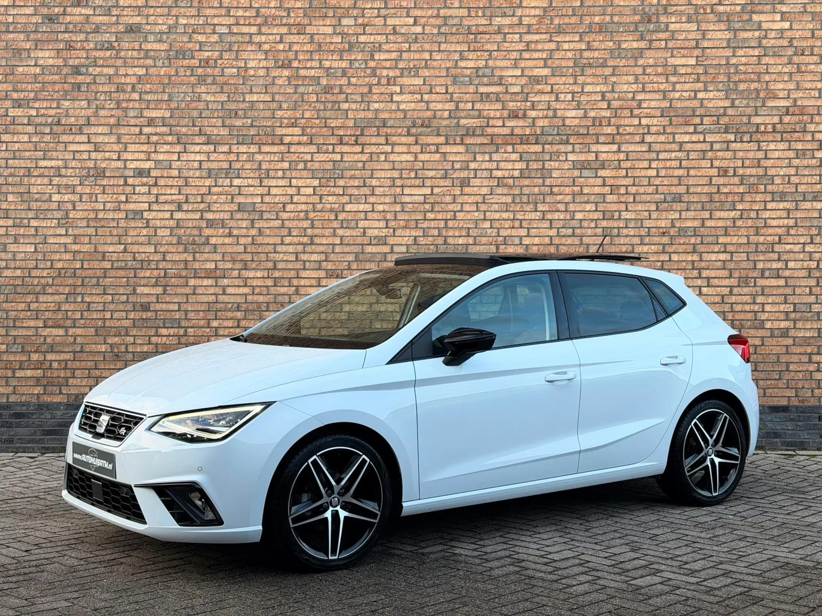 SEAT Ibiza (2019) — foto 1