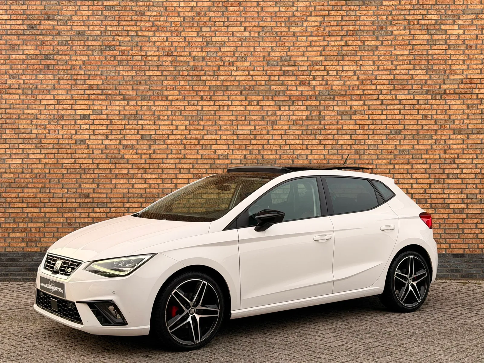SEAT Ibiza (2017) — foto 1