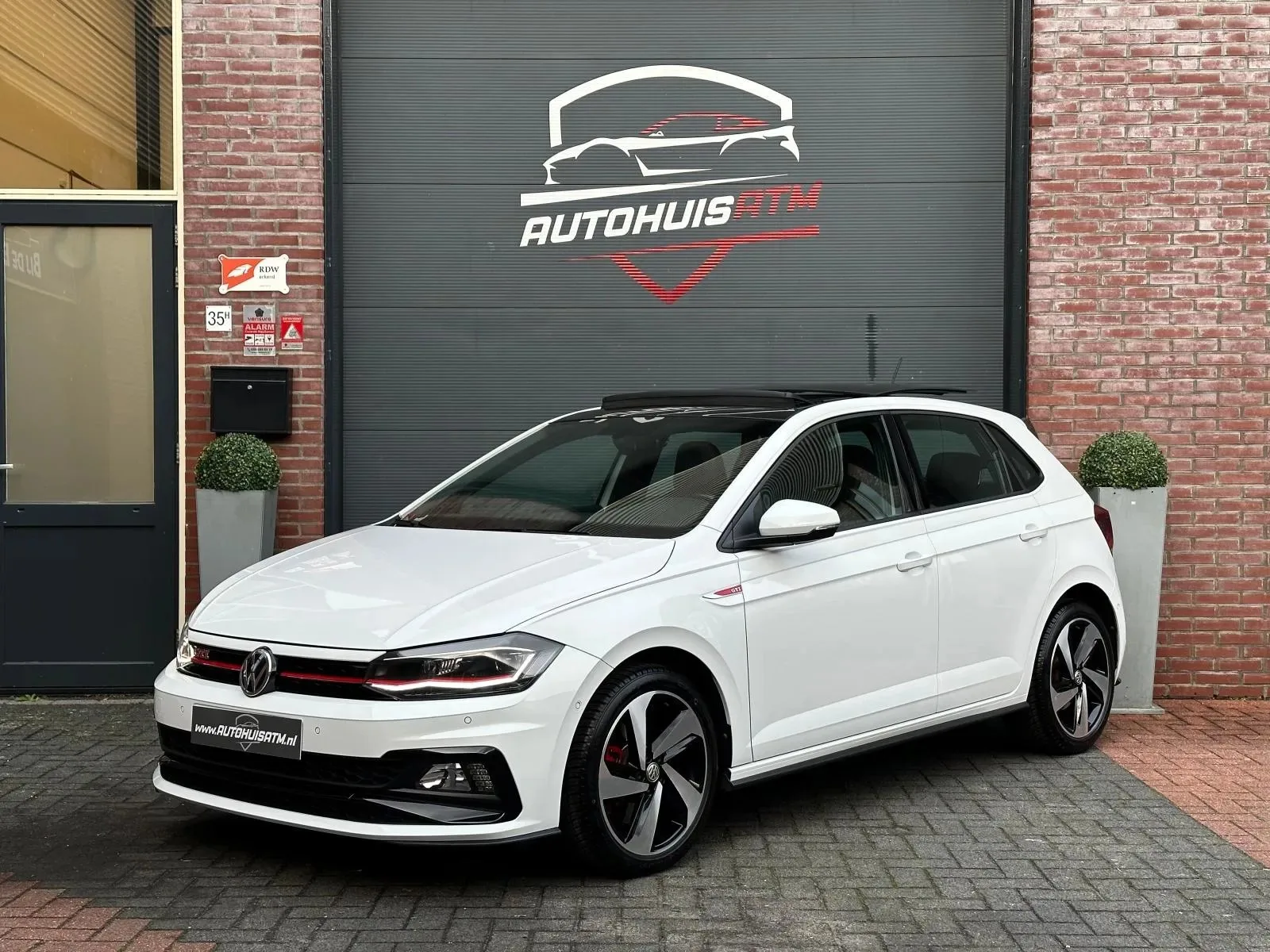 Volkswagen Polo (2018) — foto 1