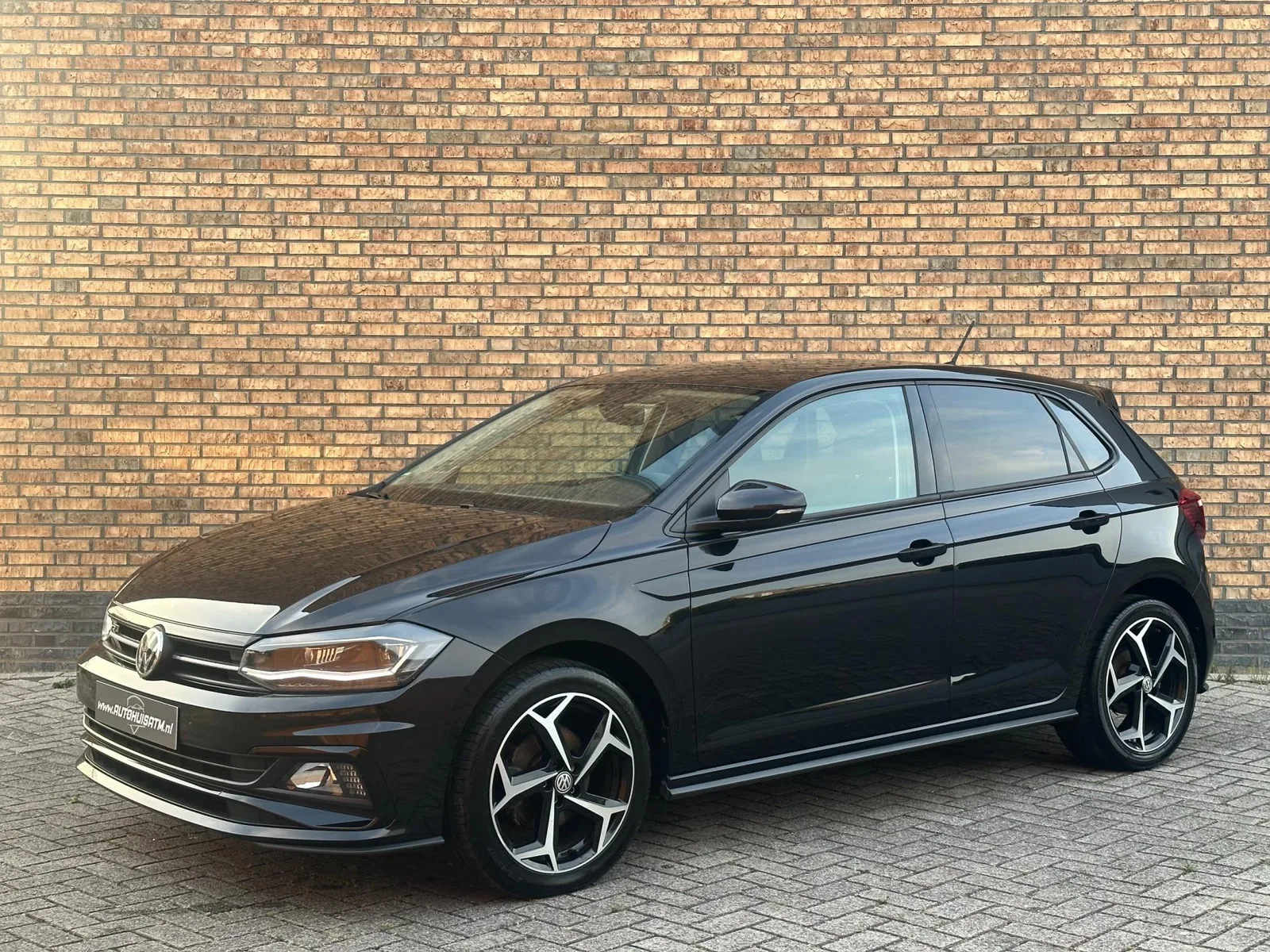 Volkswagen Polo (2019) — foto 1