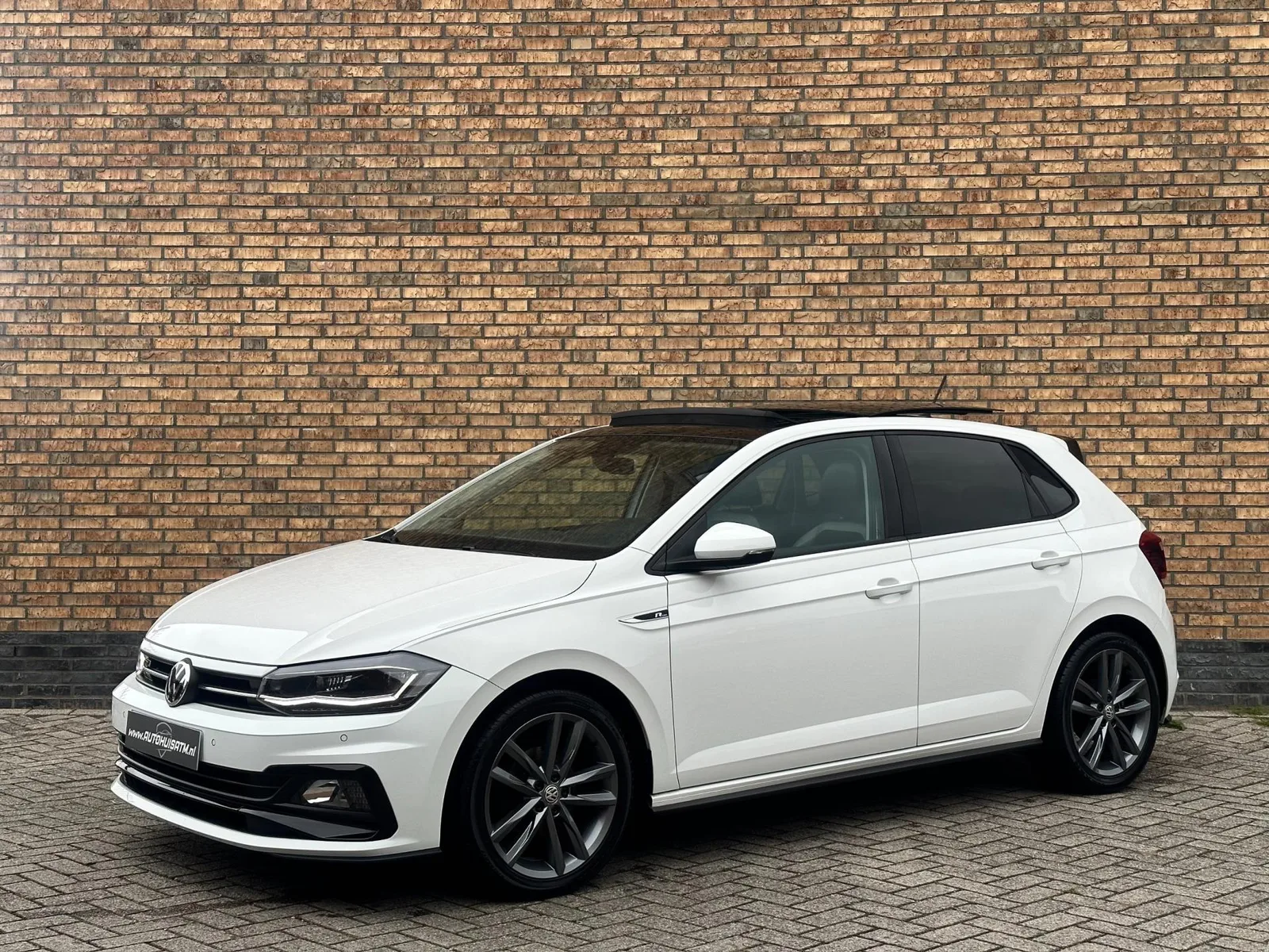 Volkswagen Polo (2018) — foto 1