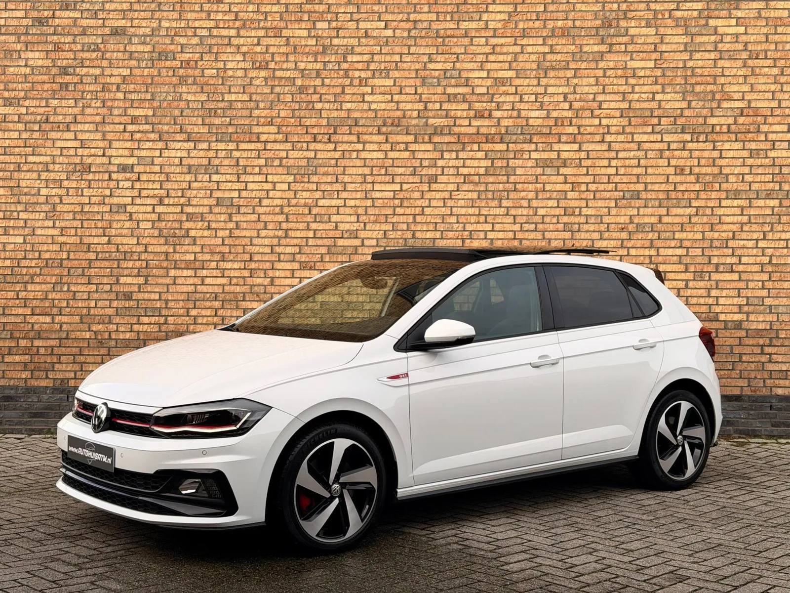 Volkswagen Polo (2018) — foto 1