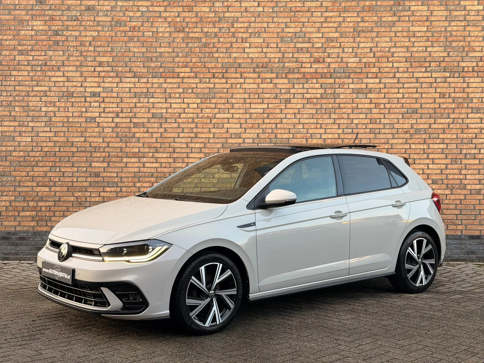 Volkswagen Polo (2022) — foto 1
