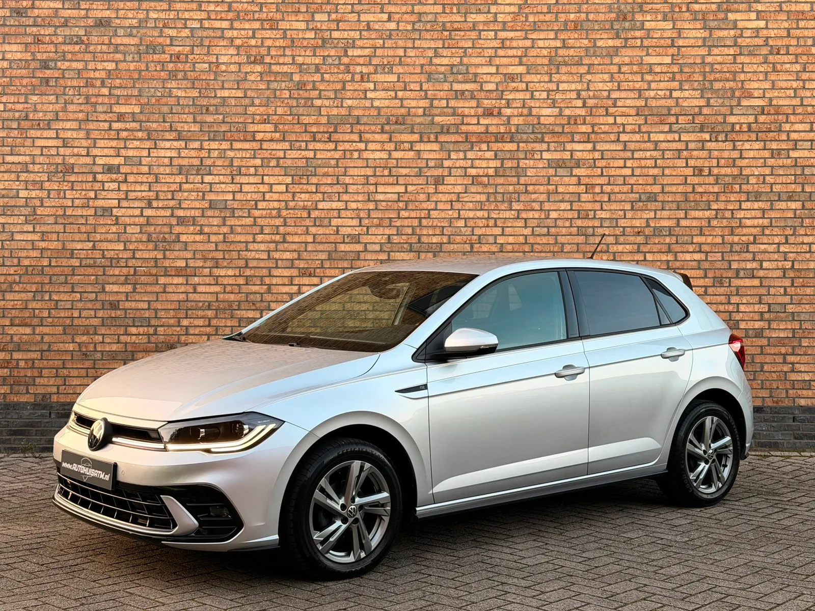 Volkswagen Polo (2022) — foto 1