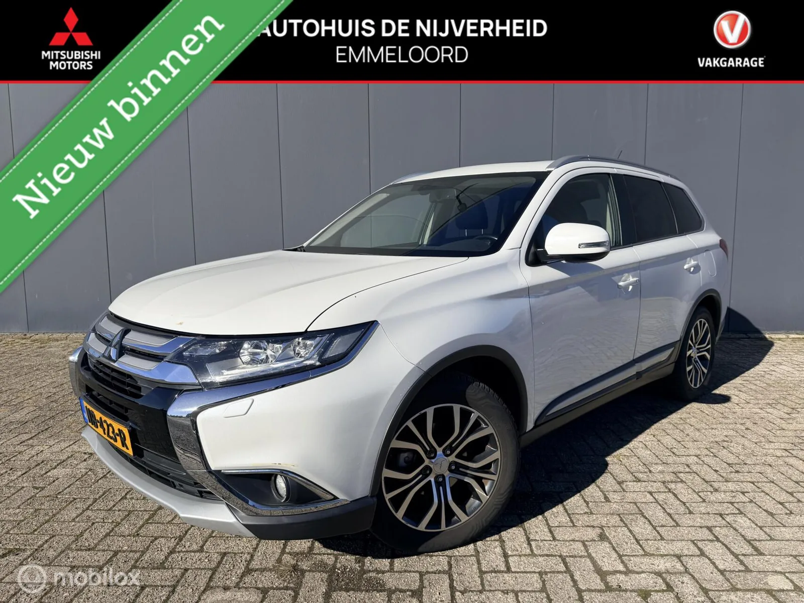 Mitsubishi Outlander (2017) — foto 1