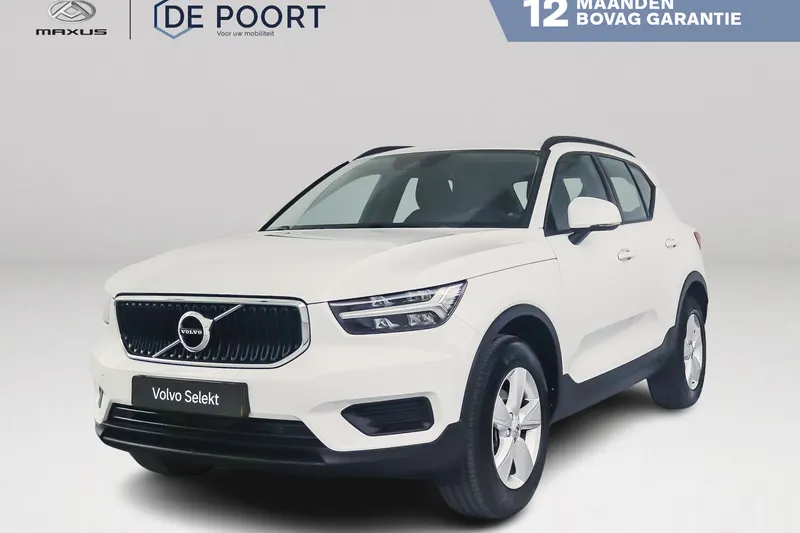 Volvo XC40 (2022)