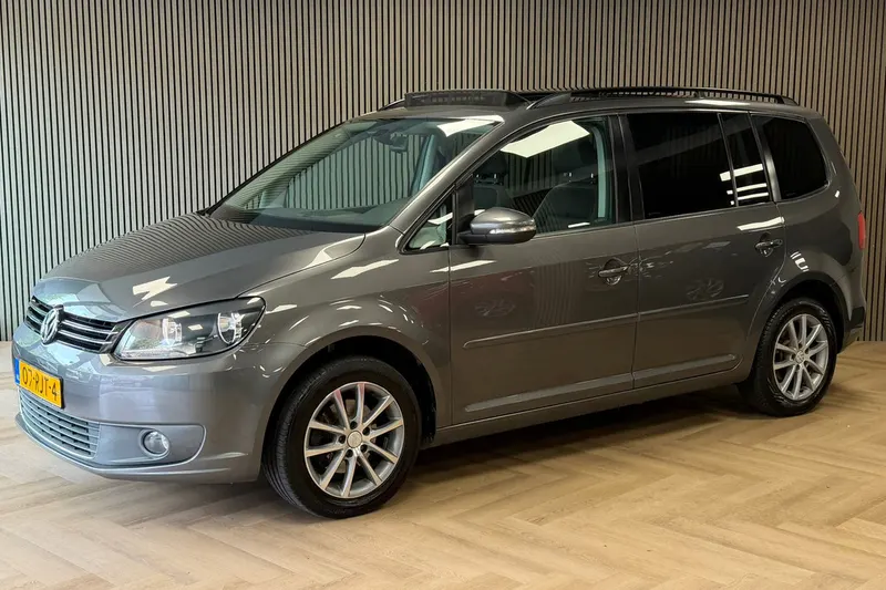 Volkswagen Touran (2011)