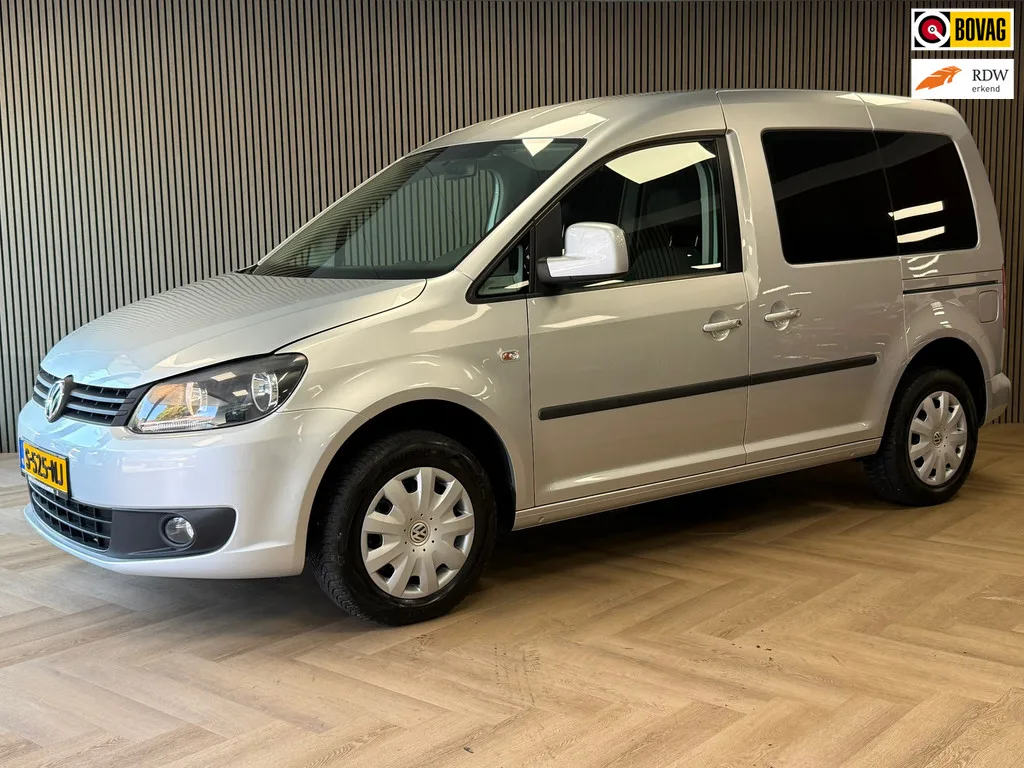 Volkswagen Caddy (2011) — foto 1