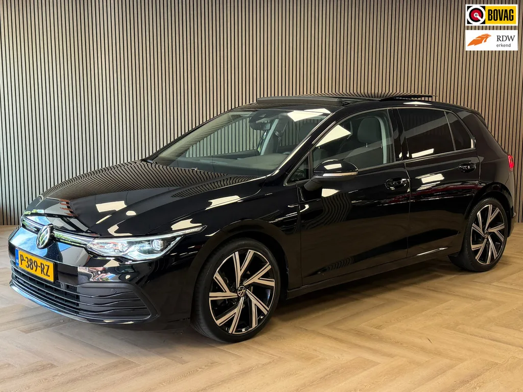 Volkswagen Golf (2021) — foto 1