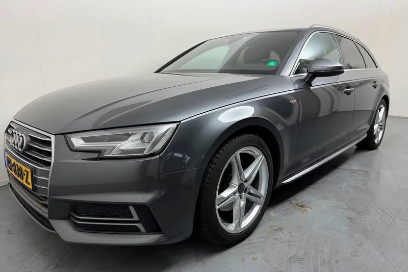 Audi A4 (2017)