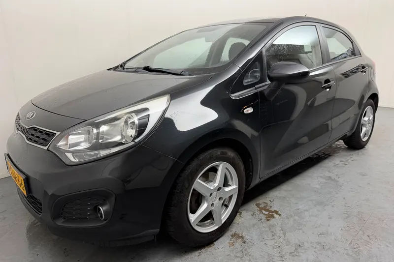 Kia Rio (2014)