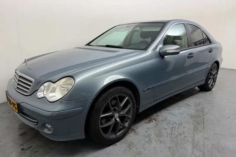 Mercedes-Benz C-Klasse (2005)