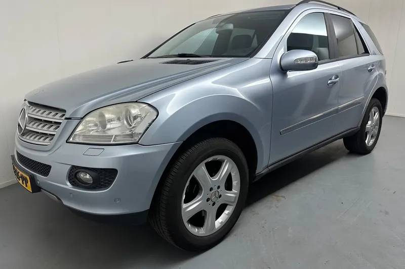 Mercedes-Benz ML-Klasse (2005)