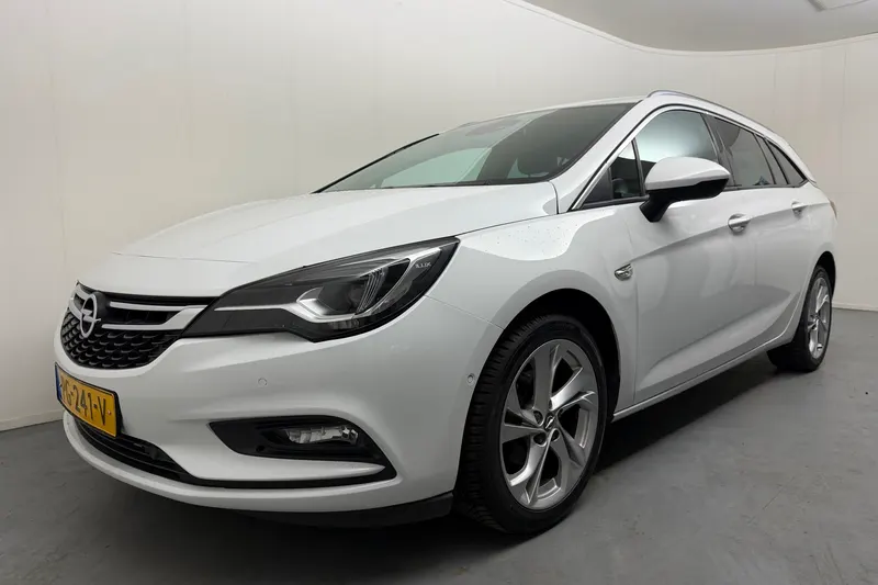 Opel Astra Sports Tourer (2017)