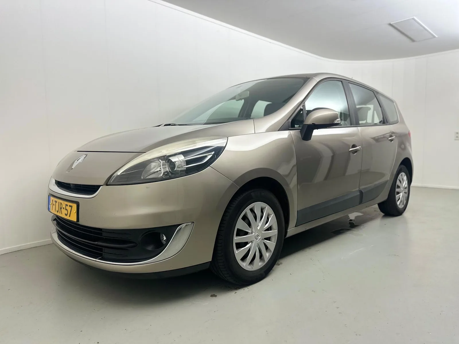Renault Grand Scénic (2013) — foto 1