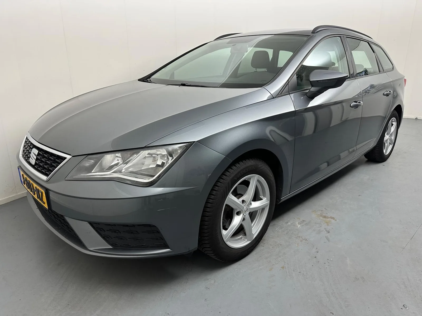 SEAT Leon (2017) — foto 1