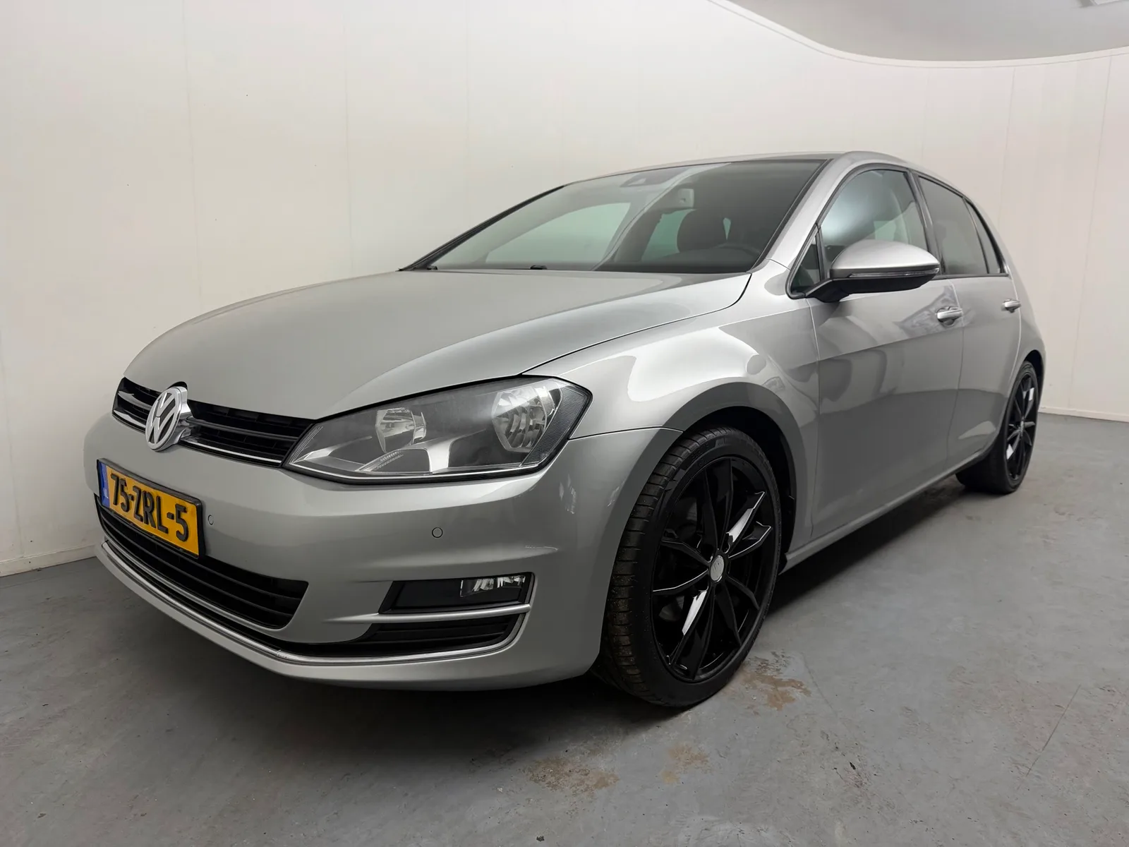 Volkswagen Golf (2013) — foto 1