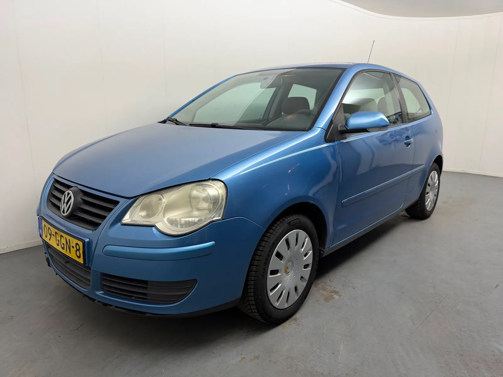 Volkswagen Polo (2008) — foto 1