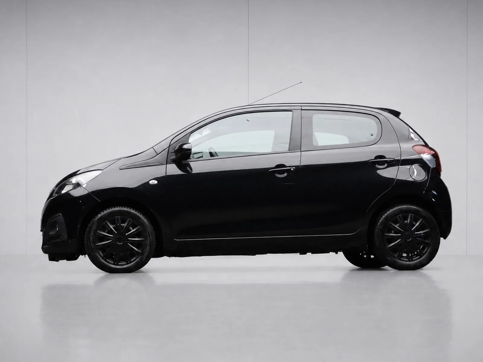 Peugeot 108 (2017) — foto 1