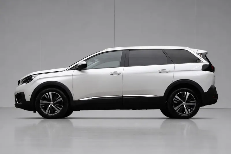 Peugeot 5008 (2019)