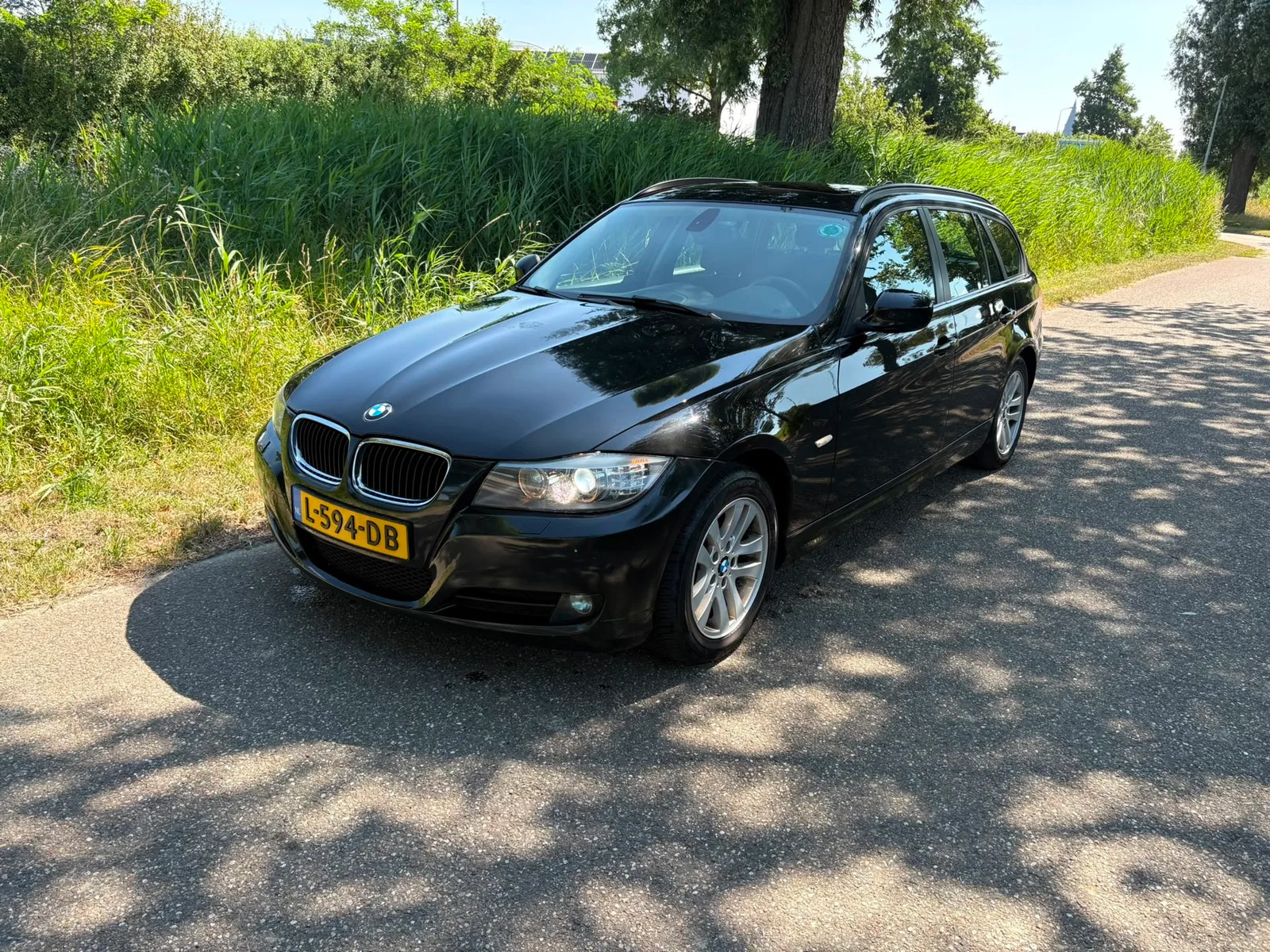 BMW 3-Serie (2011) — foto 1