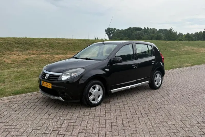 Dacia Sandero (2011)