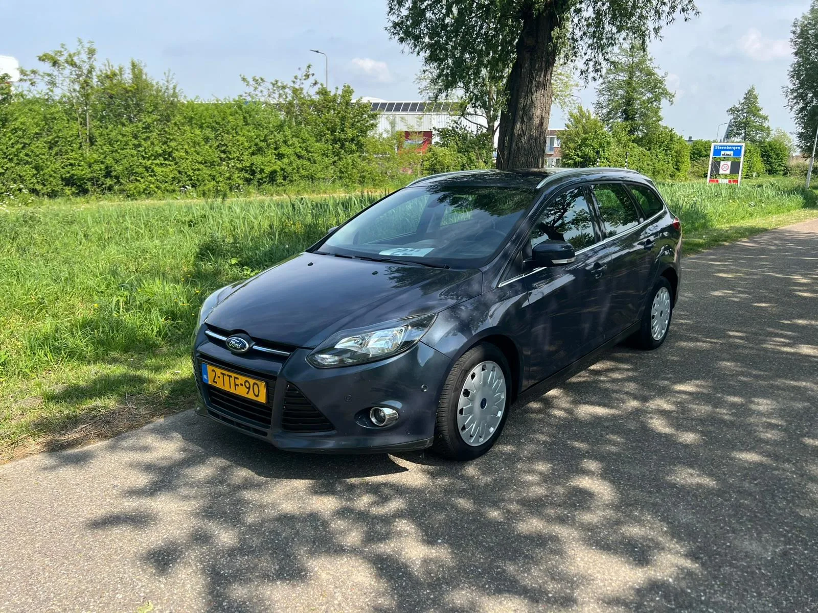 Ford Focus (2014) — foto 1