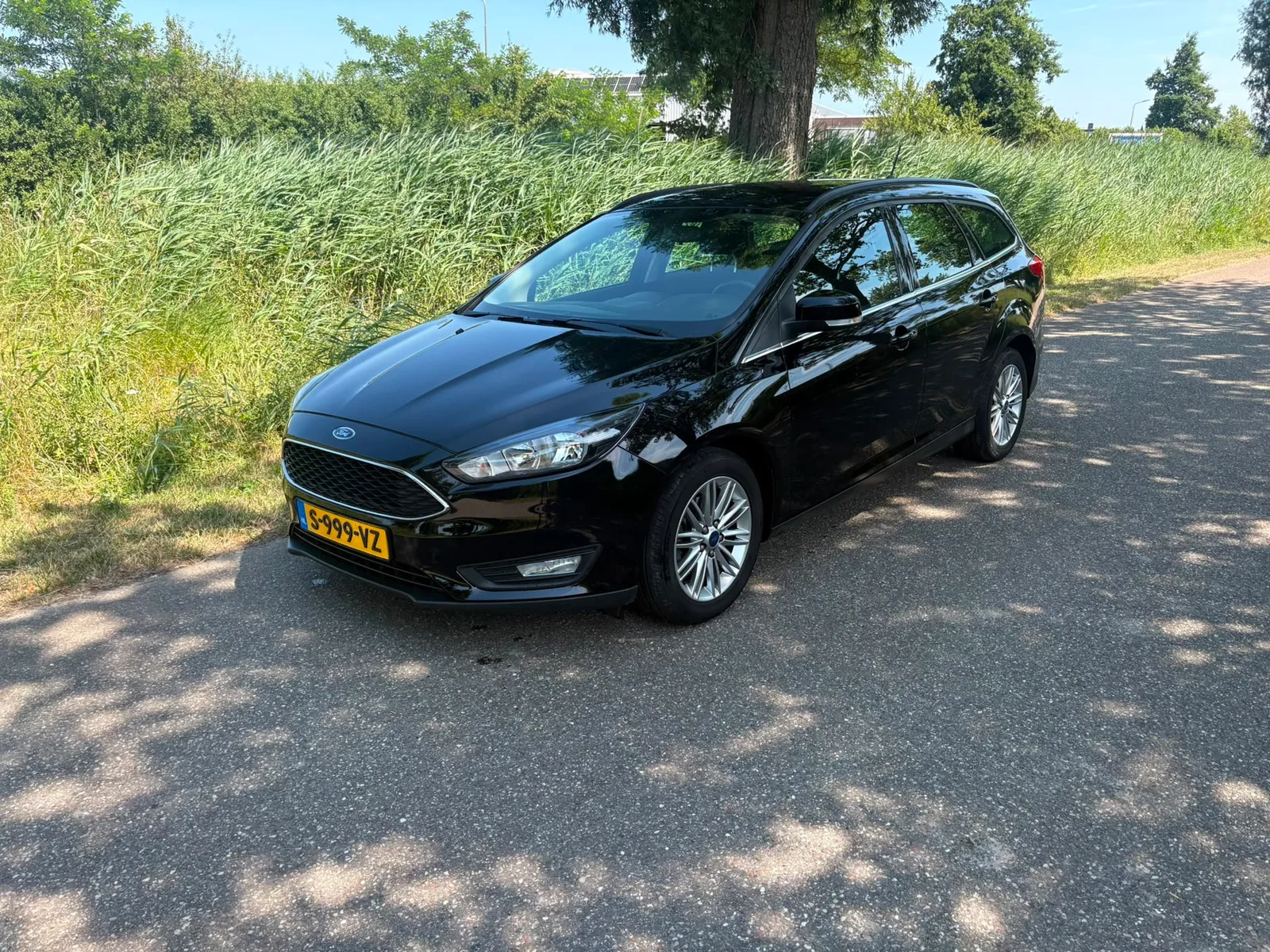 Ford Focus (2018) — foto 1